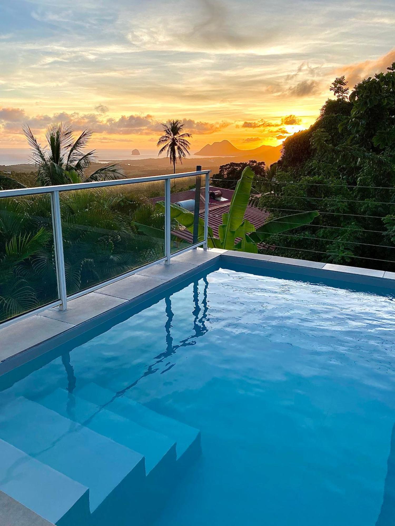 Les Villas Pameyaque 2 F2 Avec 1 Piscine Et 1 F3 Avec 1 Piscine, Superbe Vue Sur La Mer Riviere-Salee Dış mekan fotoğraf